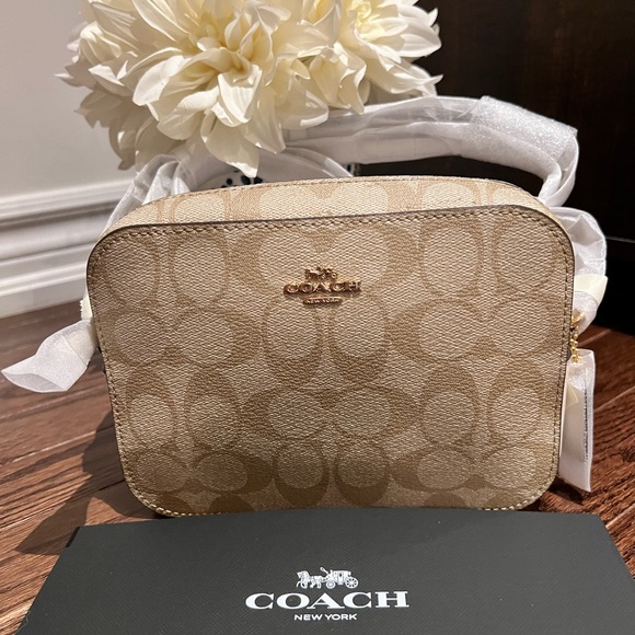 Coach Signature Crossbody Bag in Light Khaki Chalk - Picture 2 of 4